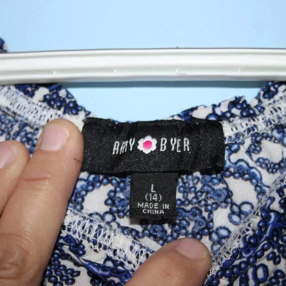 Amy Byer Blue and White Romper Large Flutter Sleeve Elastic Waistline - Picture 10 of 14